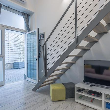 Urban Apartments Пула Екстериор снимка