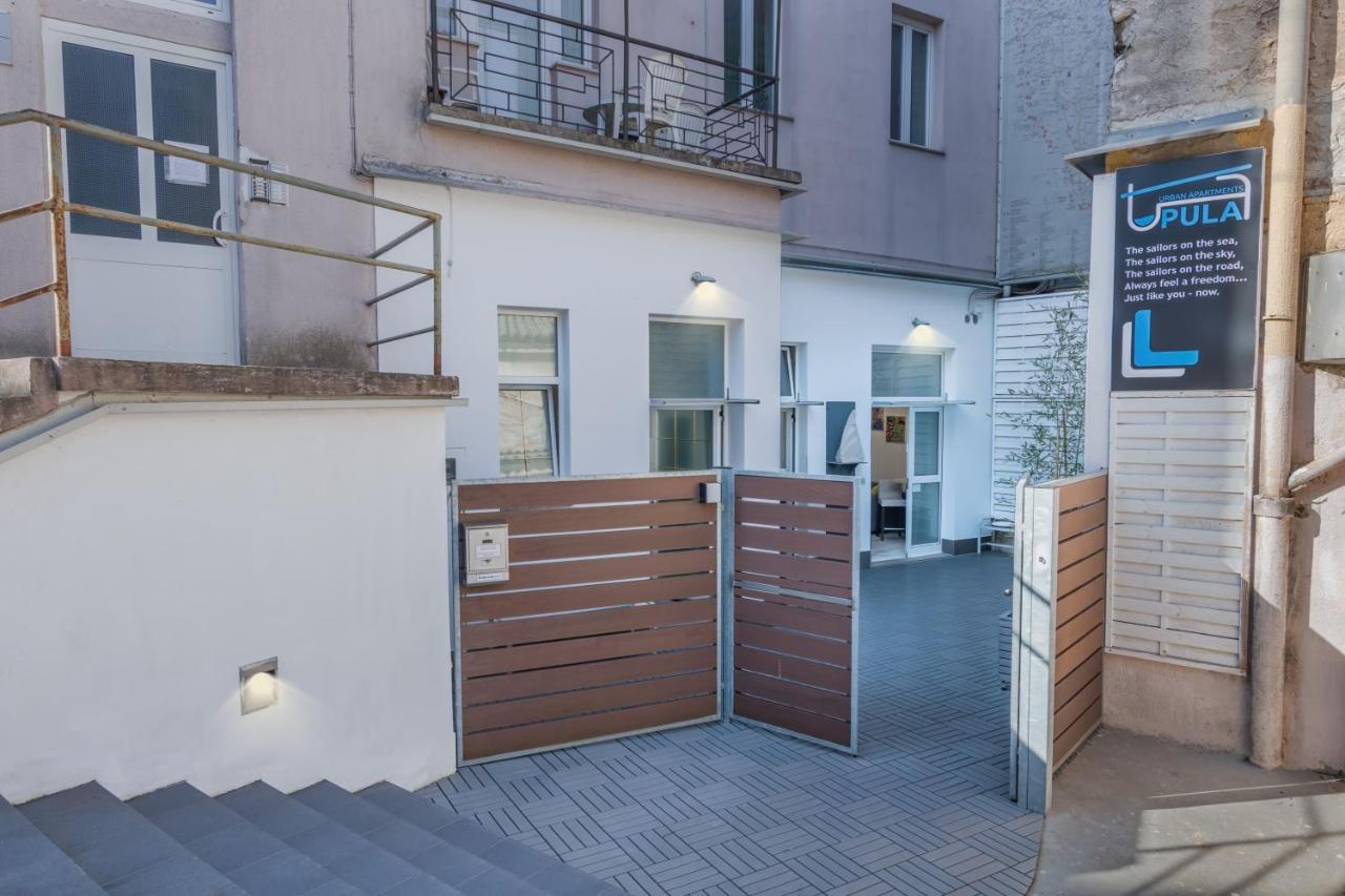 Urban Apartments Пула Екстериор снимка