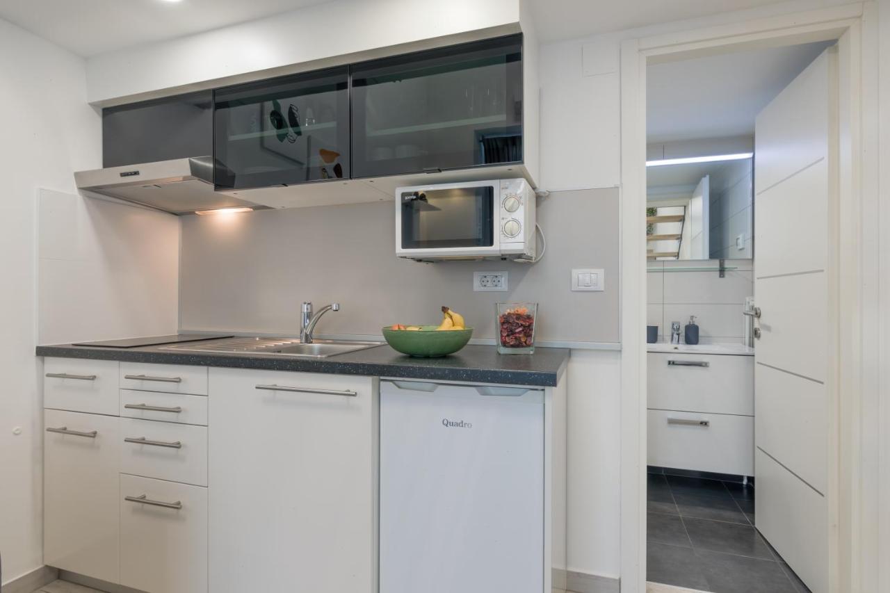 Urban Apartments Пула Екстериор снимка