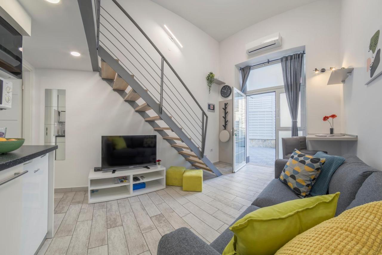 Urban Apartments Пула Екстериор снимка