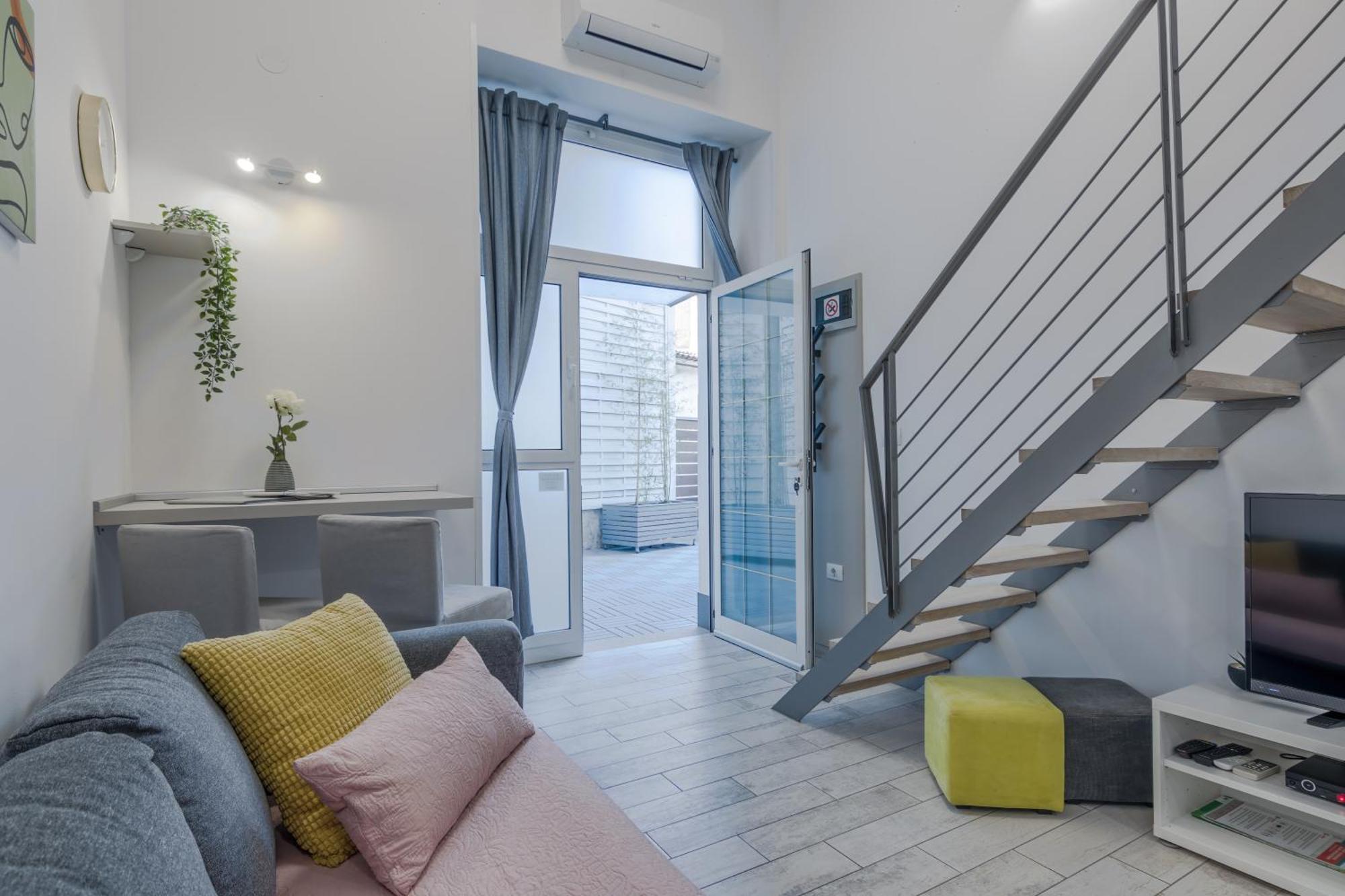 Urban Apartments Пула Екстериор снимка