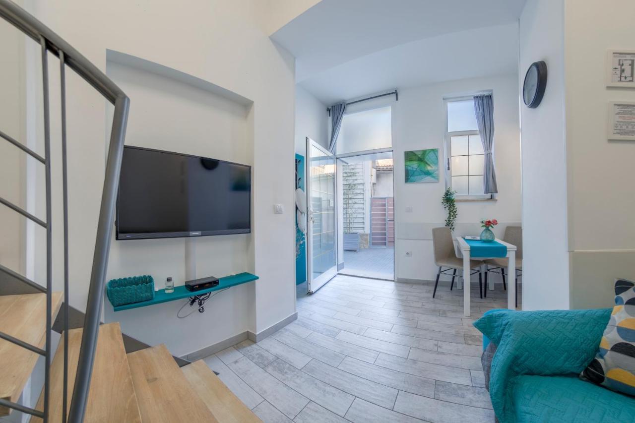 Urban Apartments Пула Екстериор снимка